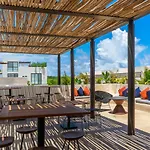Private Pool And Roof Top For 3 In La Veleta